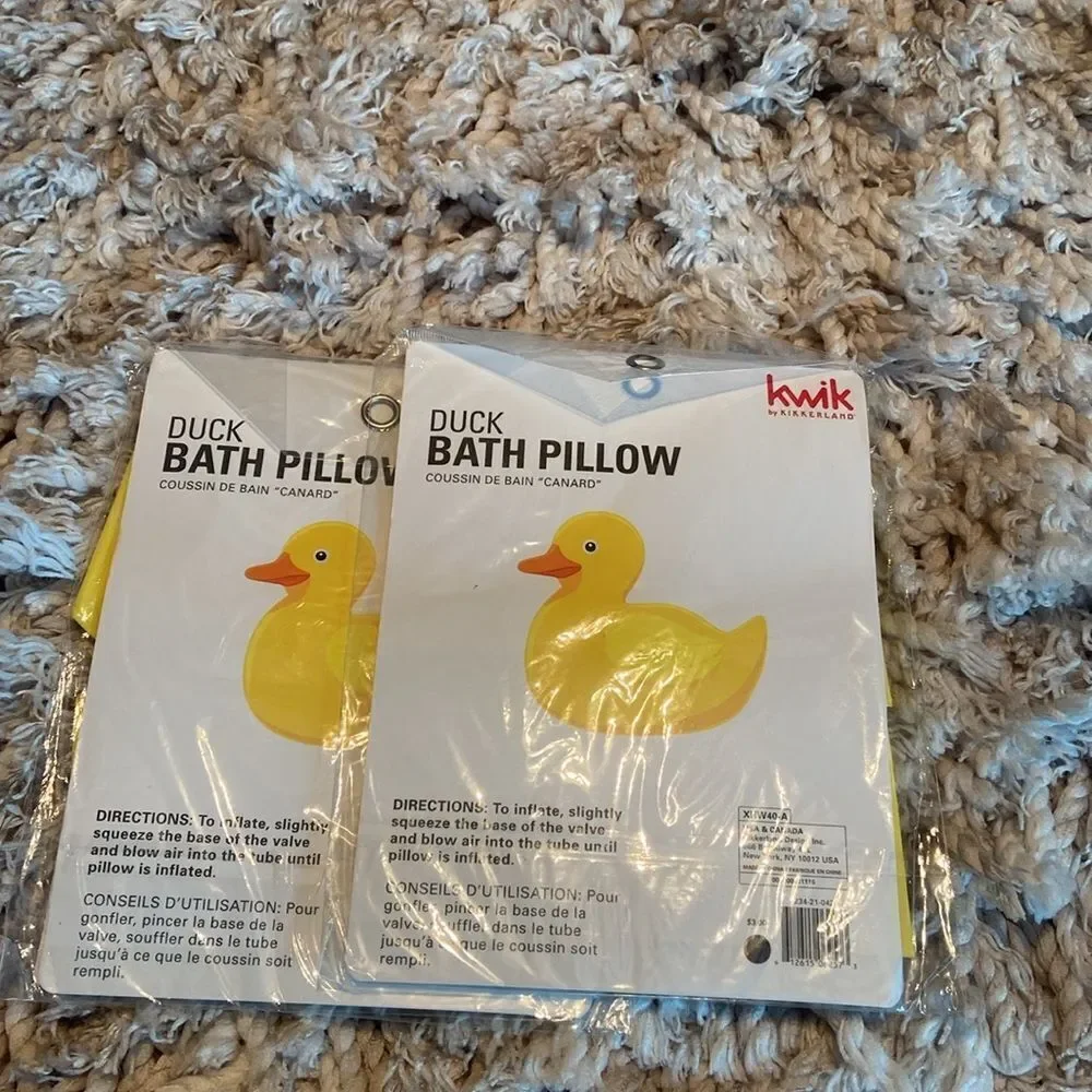 Lot of 2 duck bath pillows New in package